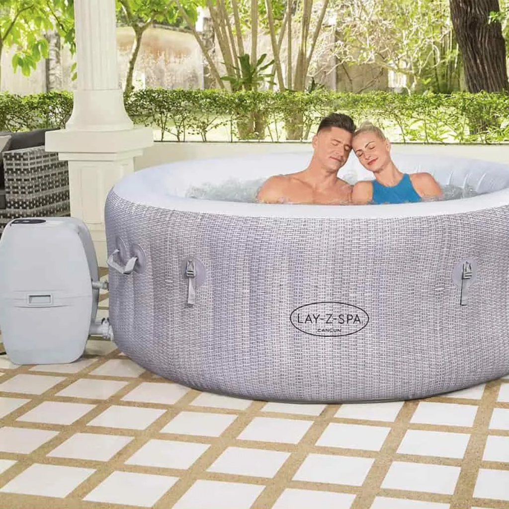 Banheira Ofurô Spa Inflável 669L + Bomba Filtrante Aquecedora